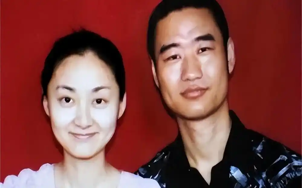 丛飞 感动中国 爱心人士_邢丹 夫妻 慈善事业_丛飞-100位新中‮立成国‬以来感‮国中动‬人物