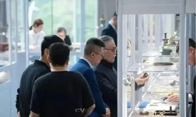 拍卖公司前期费用_北京拍卖公司不收前期费用的_藏品变现拍卖模式